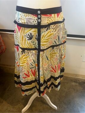 Floral Tiered Midi Skirt with Contrast Trim in Multicolor